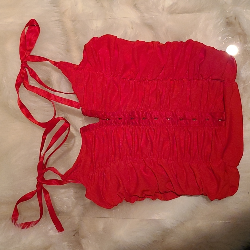 Guess Red Top